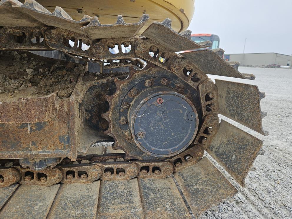 Image for 2022 Komatsu PC88MR-11