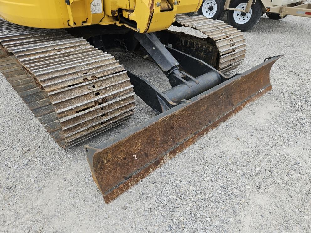 Image for 2022 Komatsu PC88MR-11