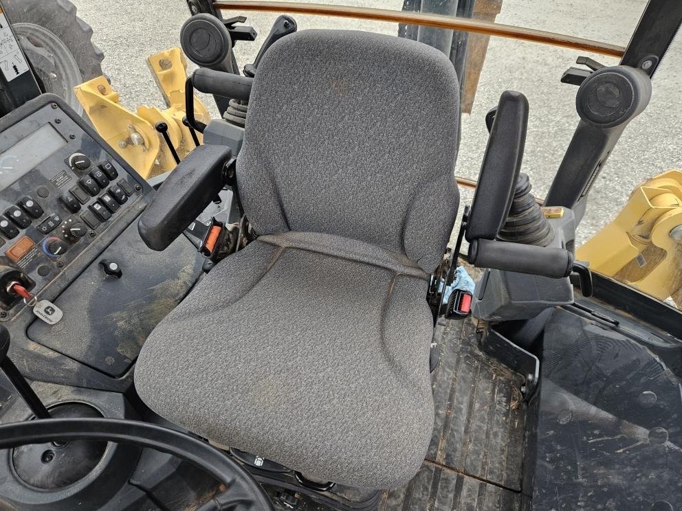 Image for 2019 John Deere 310L