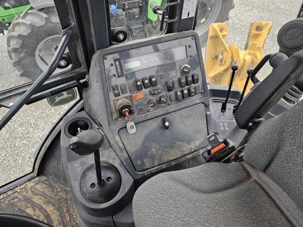 Image for 2019 John Deere 310L