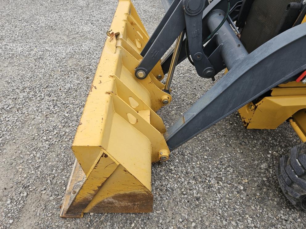 Image for 2019 John Deere 310L