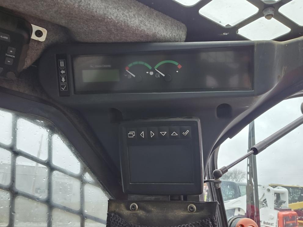 Image for 2021 John Deere 325G