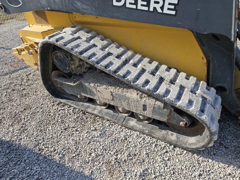 Image for 2021 John Deere 325G