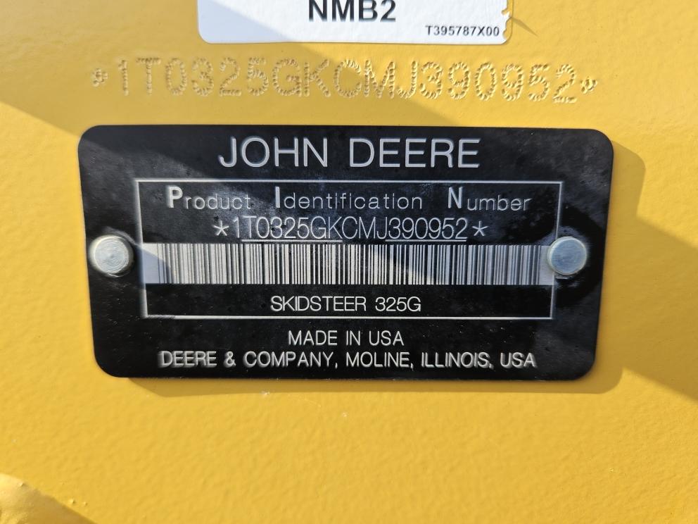 Image for 2021 John Deere 325G