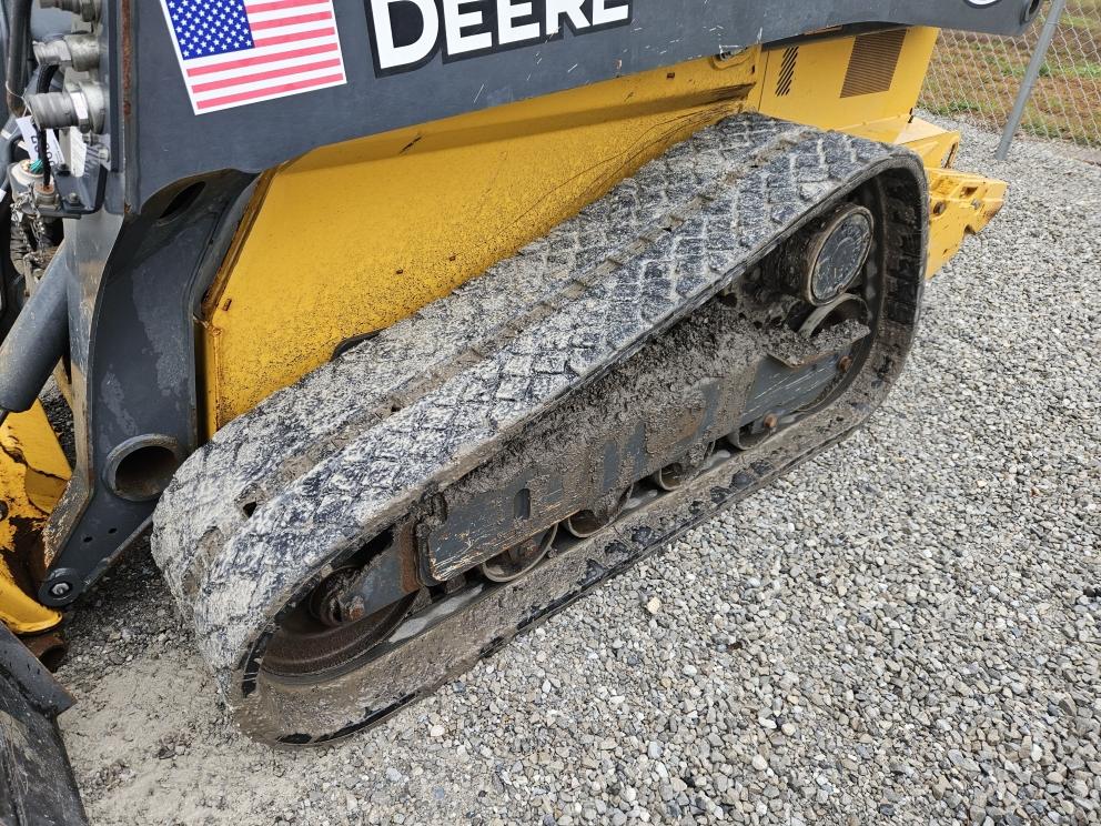 Image for 2021 John Deere 325G