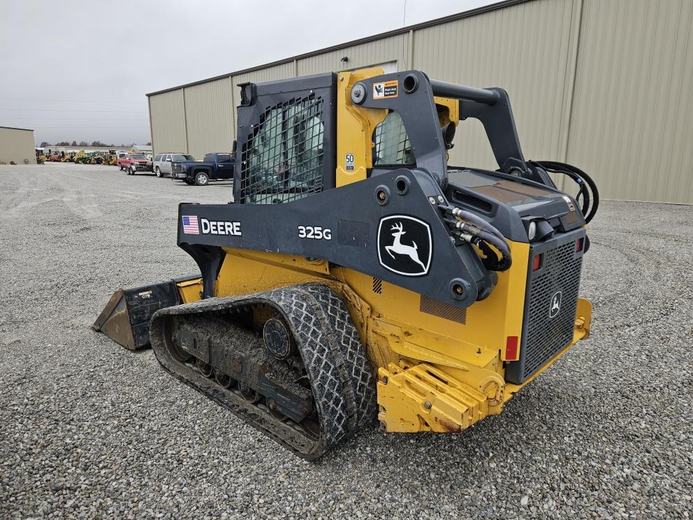 Image for 2021 John Deere 325G