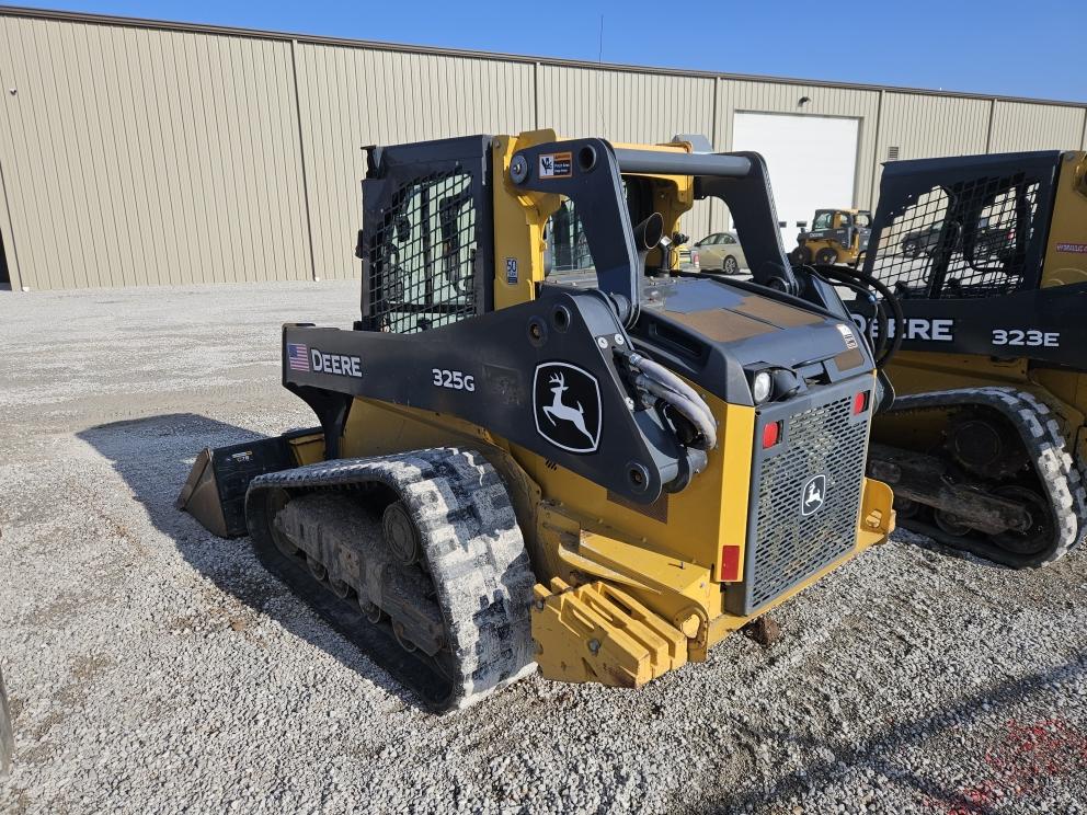 Image for 2021 John Deere 325G