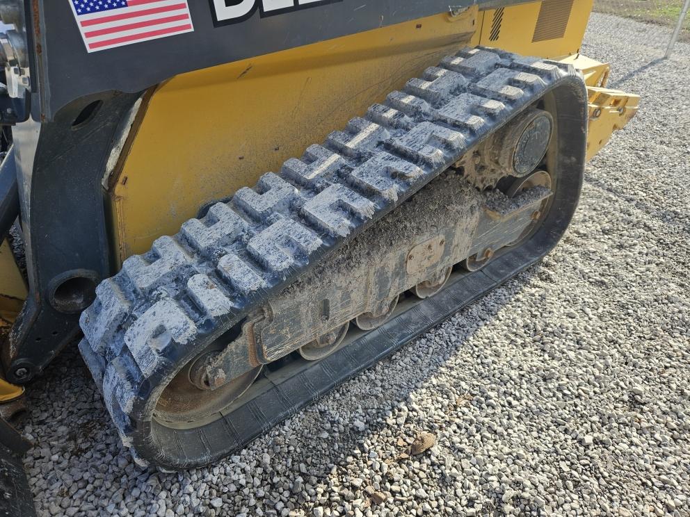 Image for 2021 John Deere 325G