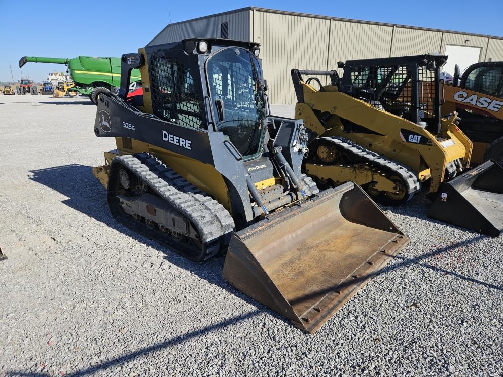 Image for 2021 John Deere 325G