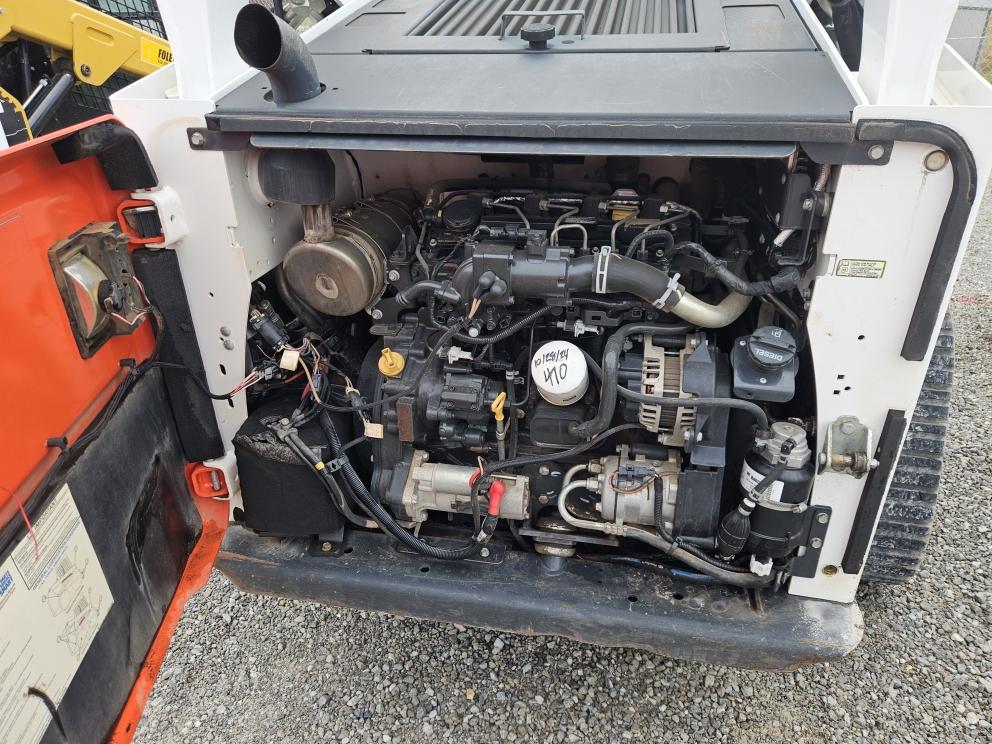 Image for 2018 Bobcat T740