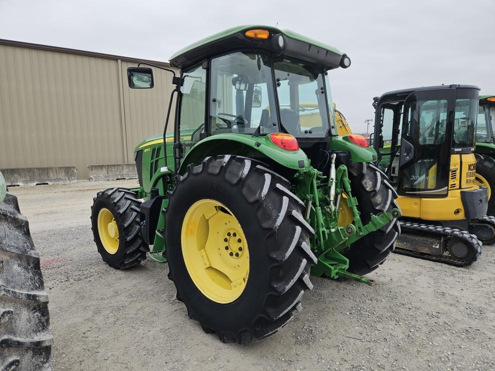 Image for 2017 John Deere 6120E