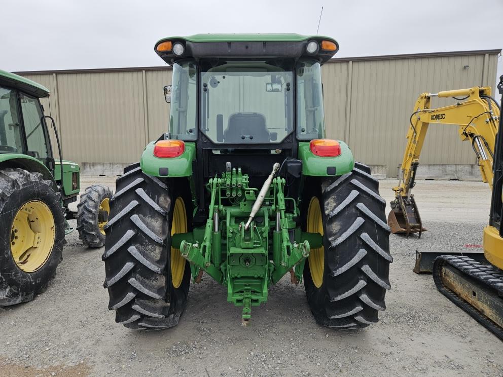 Image for 2017 John Deere 6120E