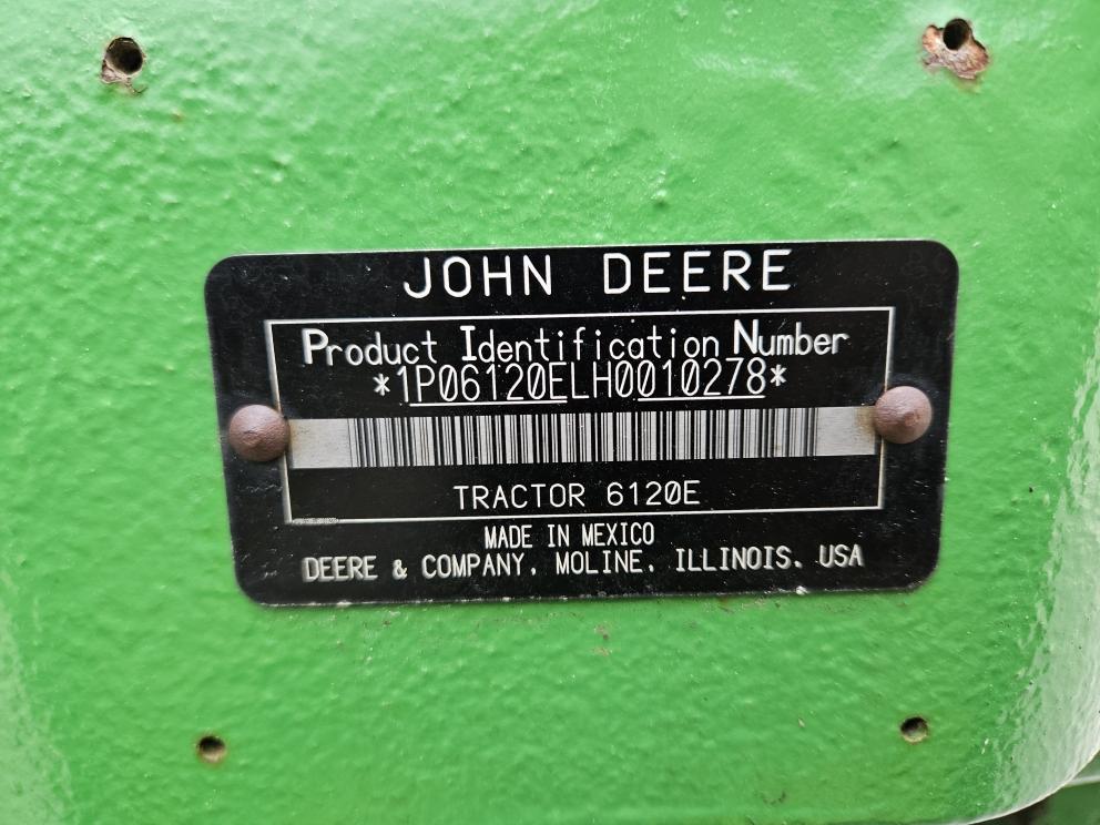 Image for 2017 John Deere 6120E