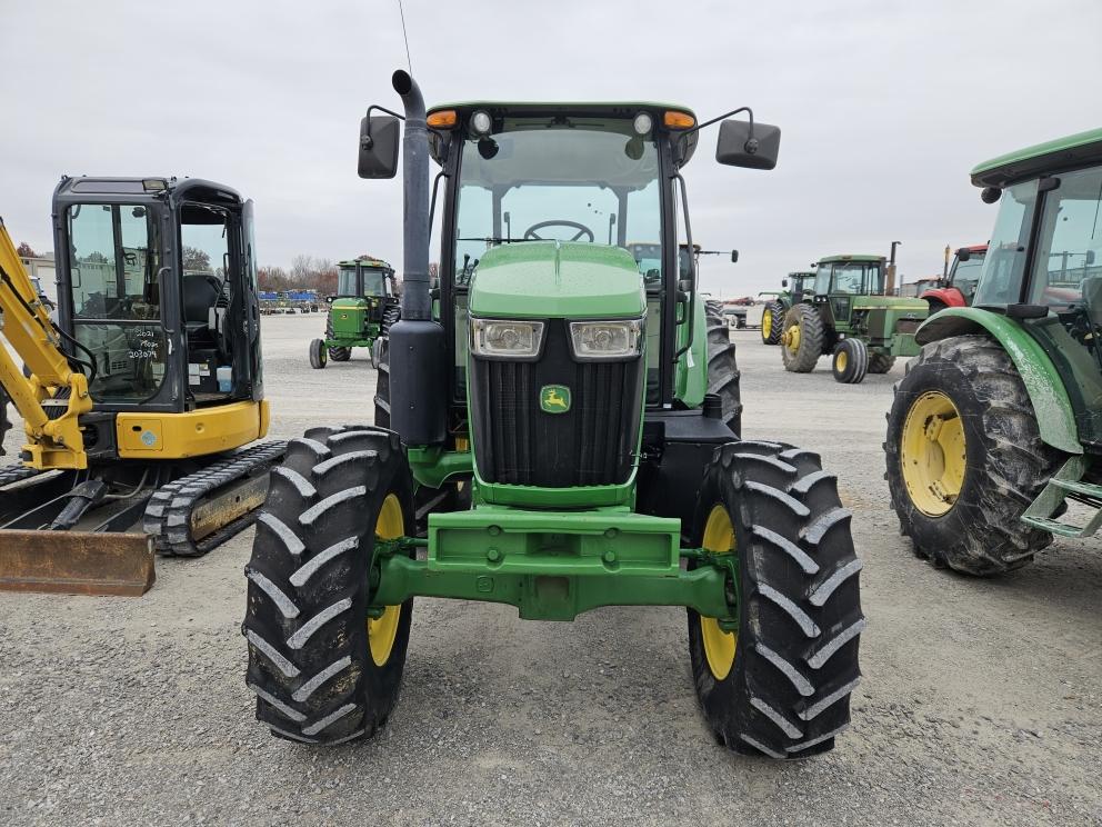 Image for 2017 John Deere 6120E