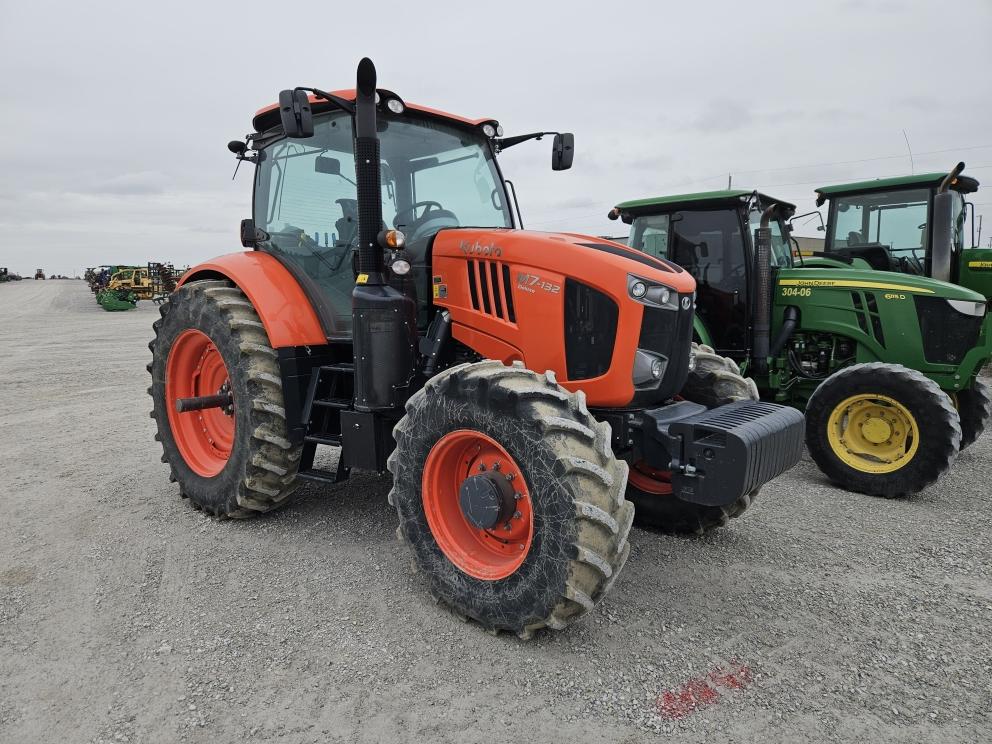 Image for 2020 Kubota M7-132 Deluxe