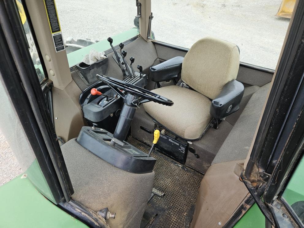 Image for 1993 John Deere 4960