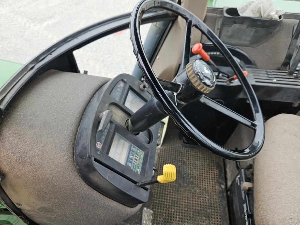 Image for 1993 John Deere 4960