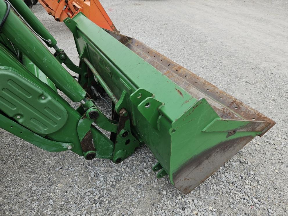 Image for 2016 John Deere 6120E