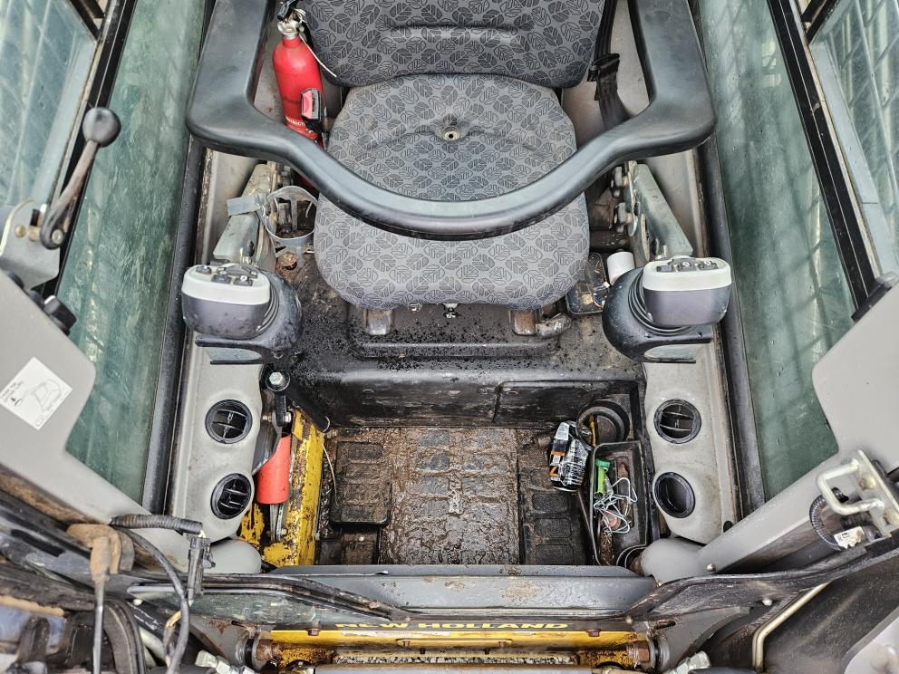 Image for 2019 New Holland C245