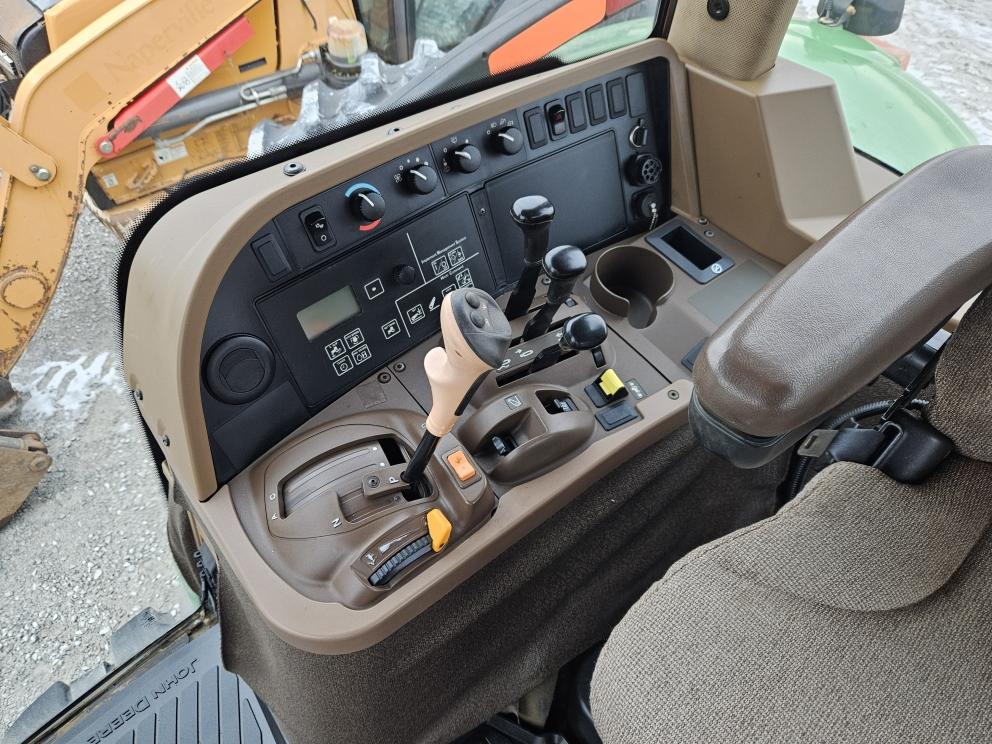 Image for 2007 John Deere 7630