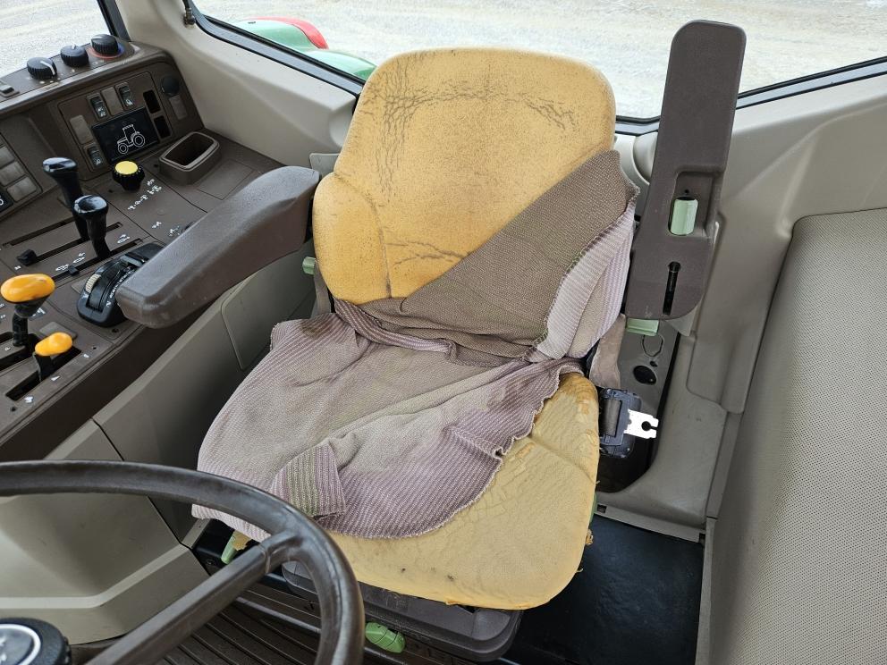 Image for 2003 John Deere 6420