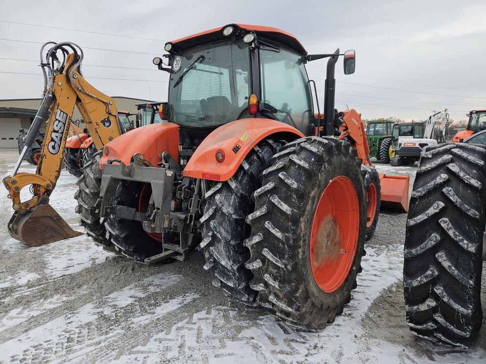 Image for 2022 Kubota M7-172