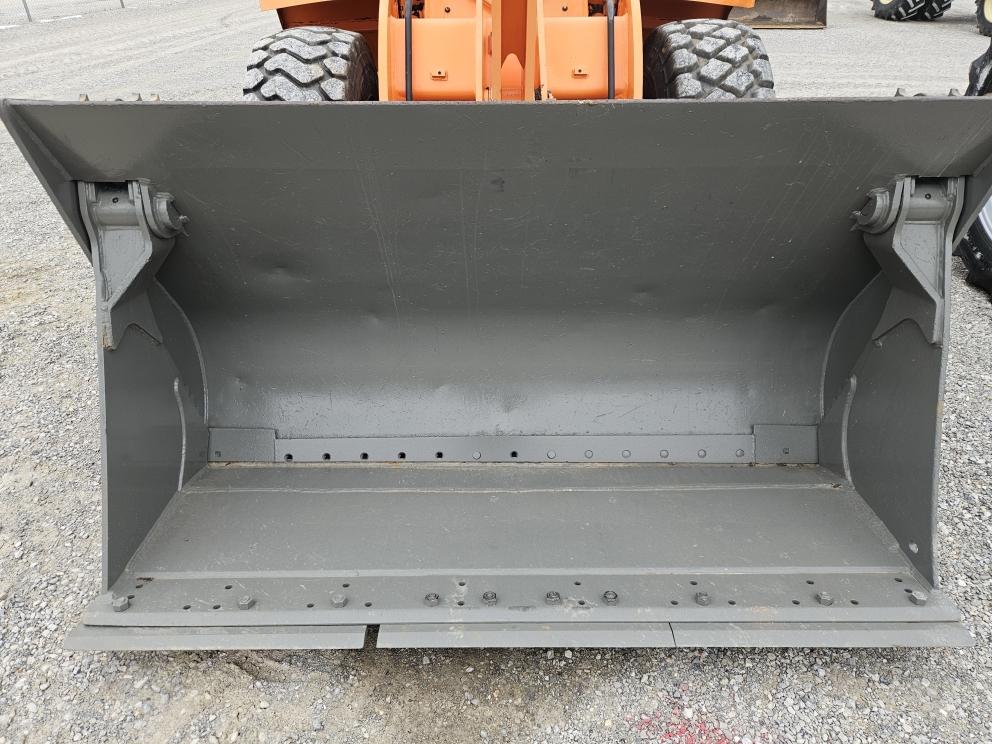 Image for 2015 Doosan DL220-3