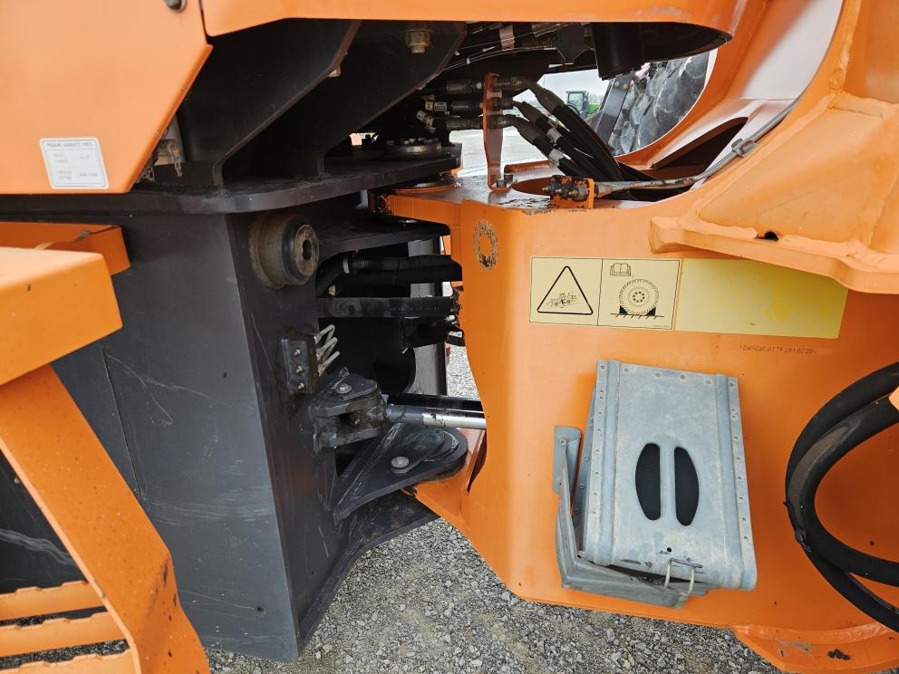 Image for 2015 Doosan DL220-3