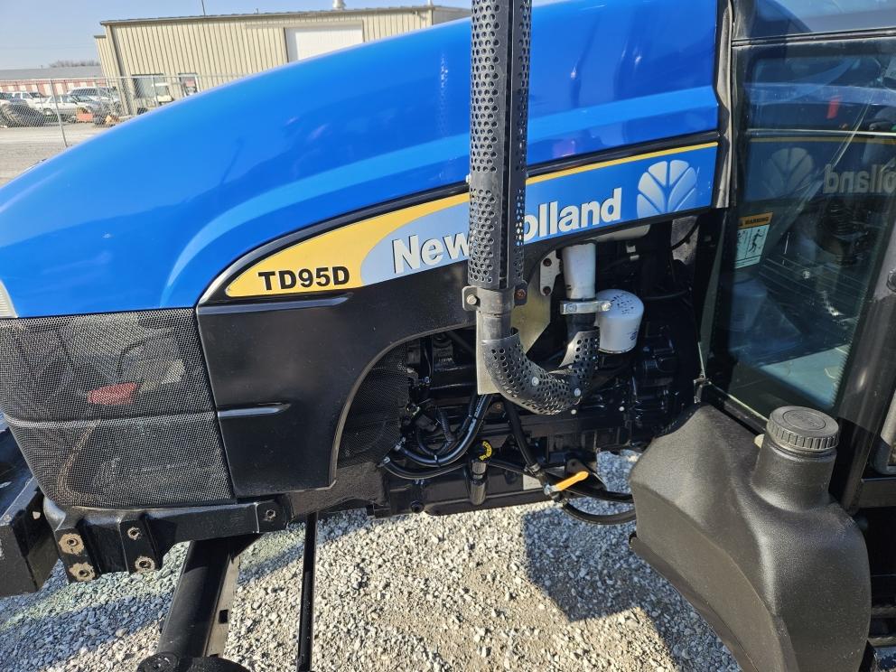 Image for 2008 New Holland TD95D