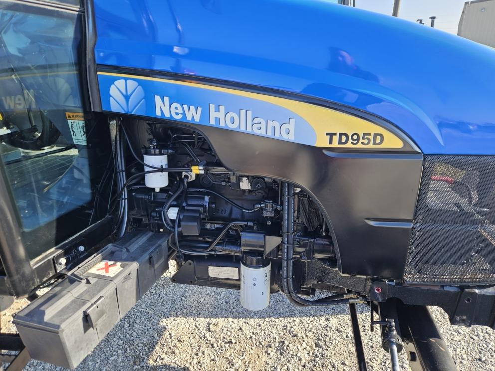 Image for 2008 New Holland TD95D