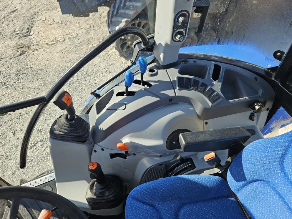 Image for 2012 New Holland T4.75