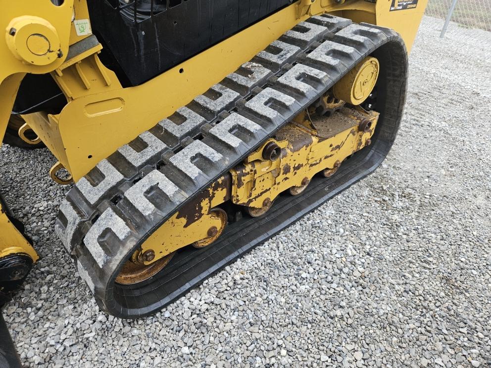 Image for 2020 Caterpillar 239D3