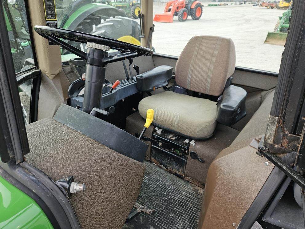 Image for 1989 John Deere 4455