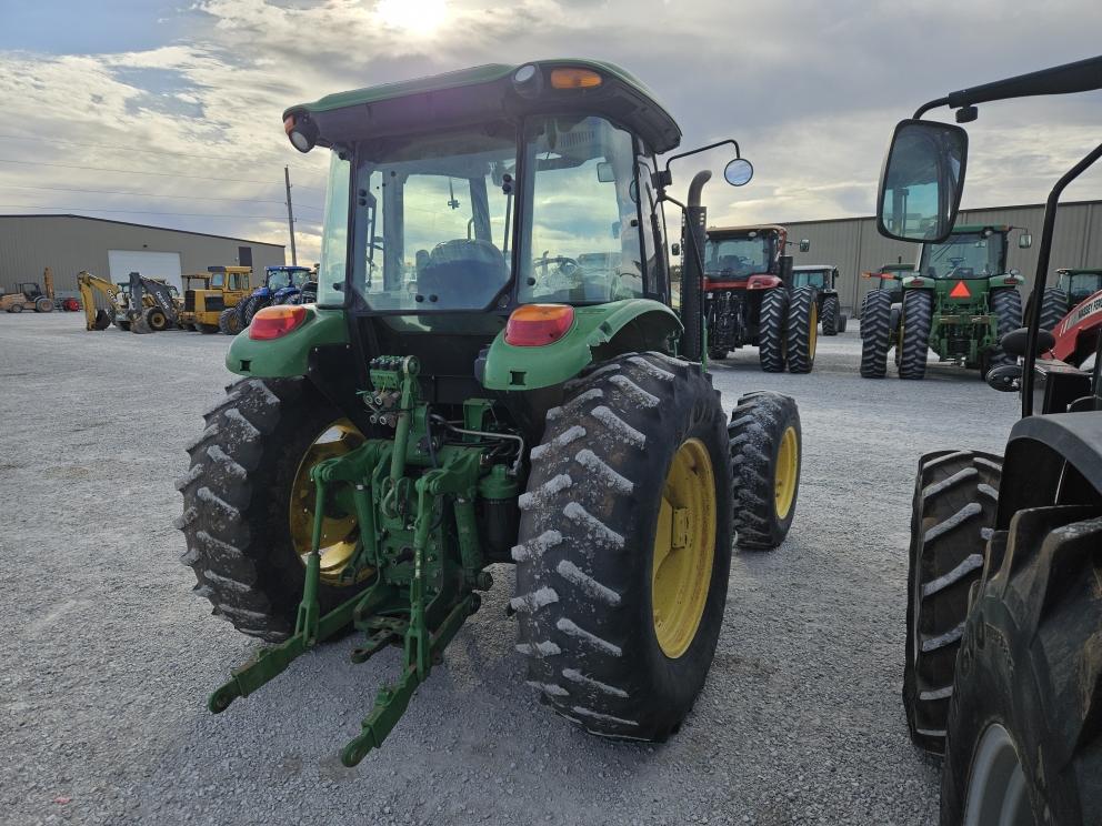 Image for 2014 John Deere 6115D