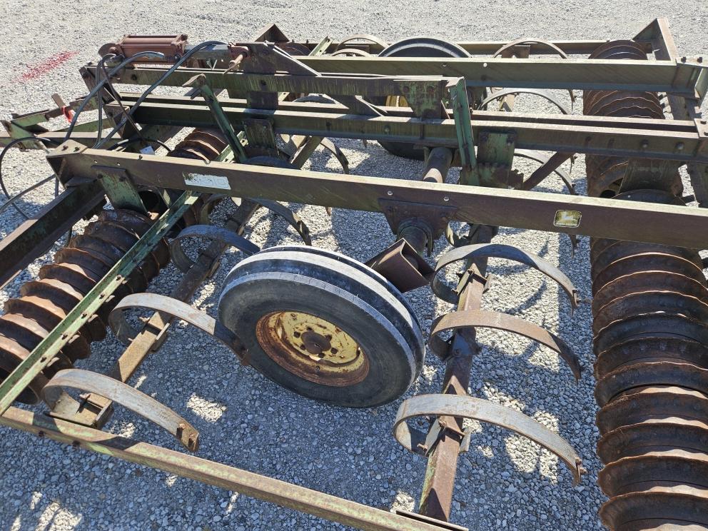 Image for John Deere 950