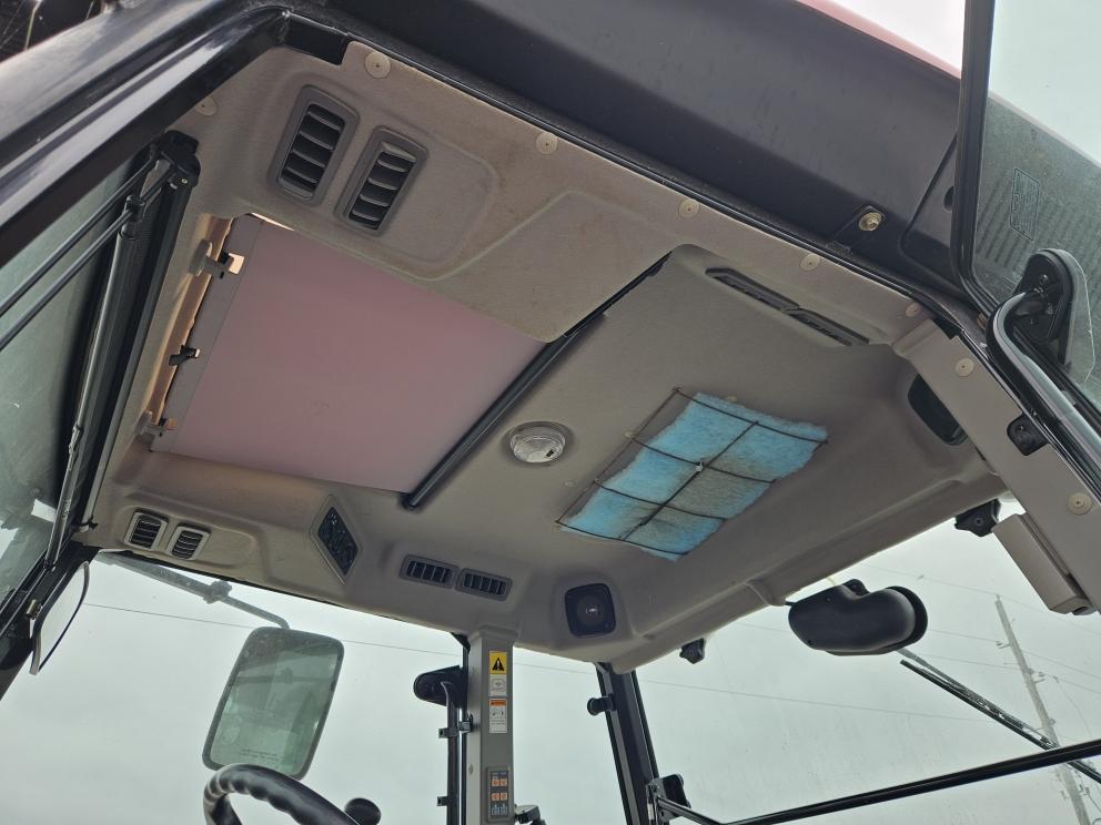 Image for 2021 Mahindra 9125P