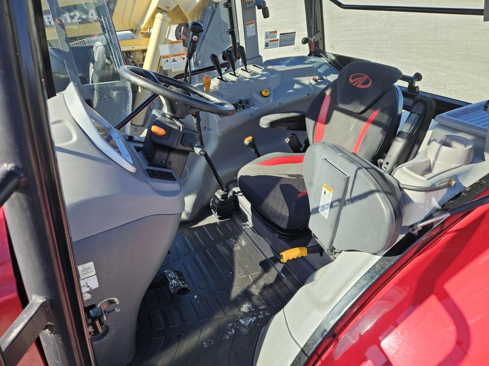 Image for 2021 Mahindra 9125P