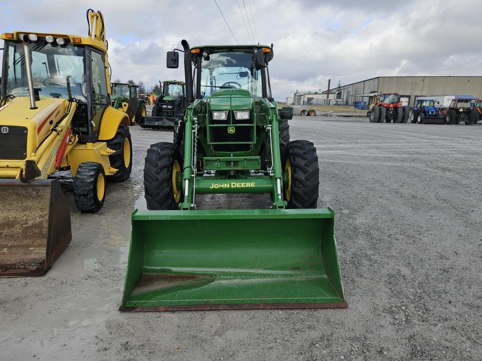 Image for 2021 John Deere 6120E