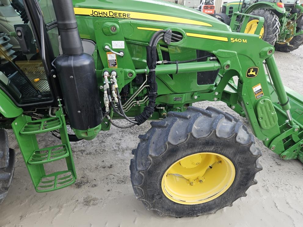 Image for 2021 John Deere 6120E
