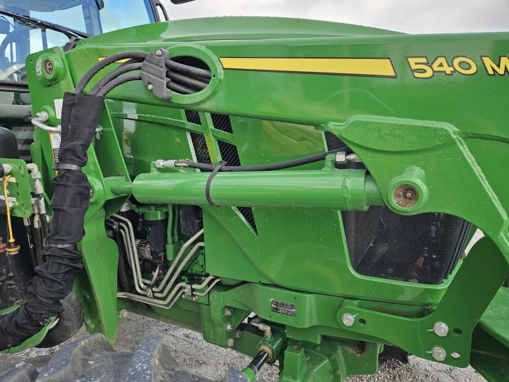 Image for 2021 John Deere 6120E