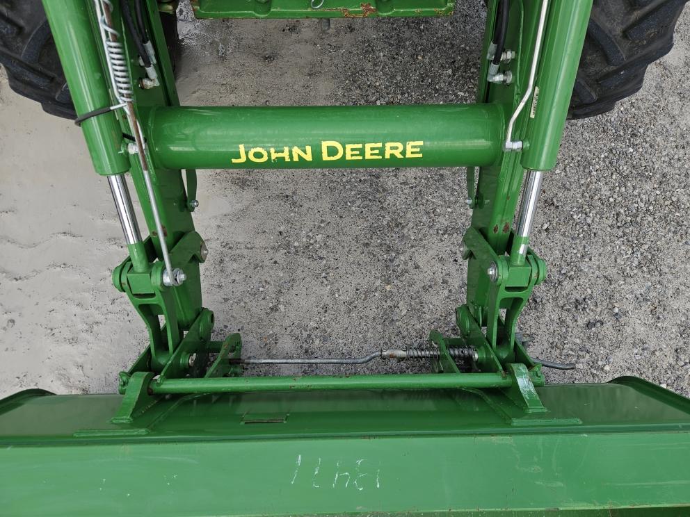 Image for 2021 John Deere 6120E