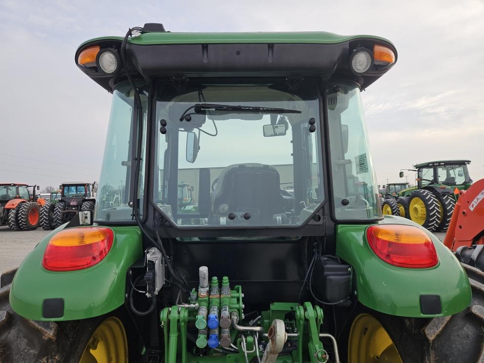 Image for 2021 John Deere 6120E