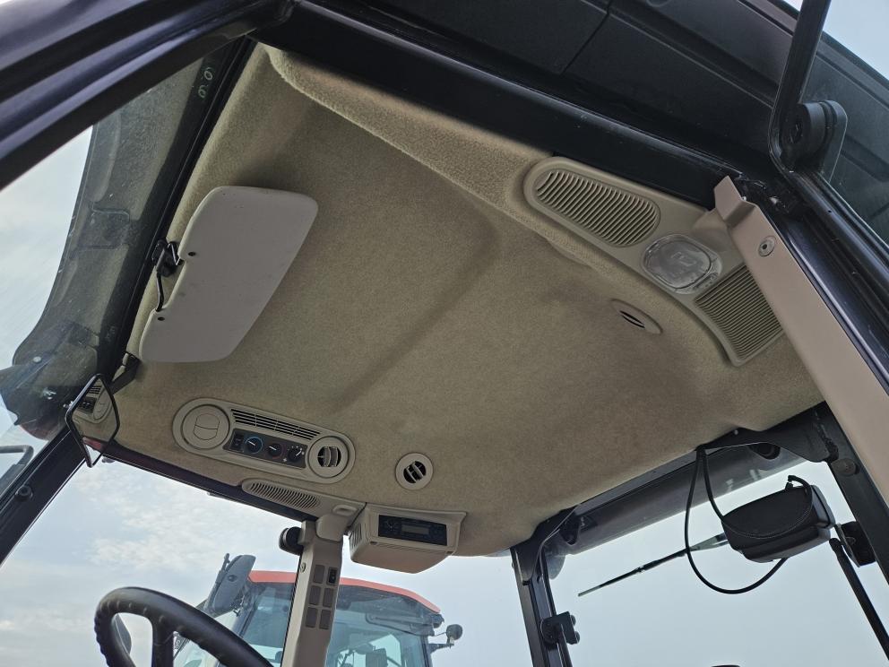 Image for 2021 John Deere 6120E