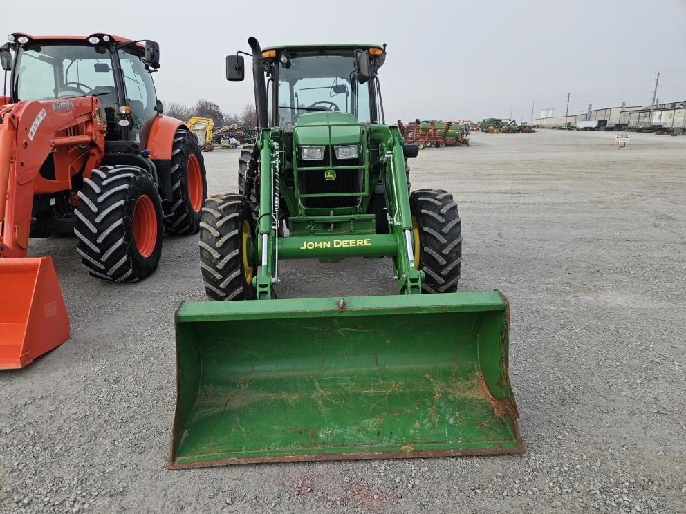 Image for 2021 John Deere 6120E