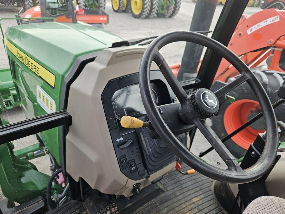 Image for 2021 John Deere 6120E