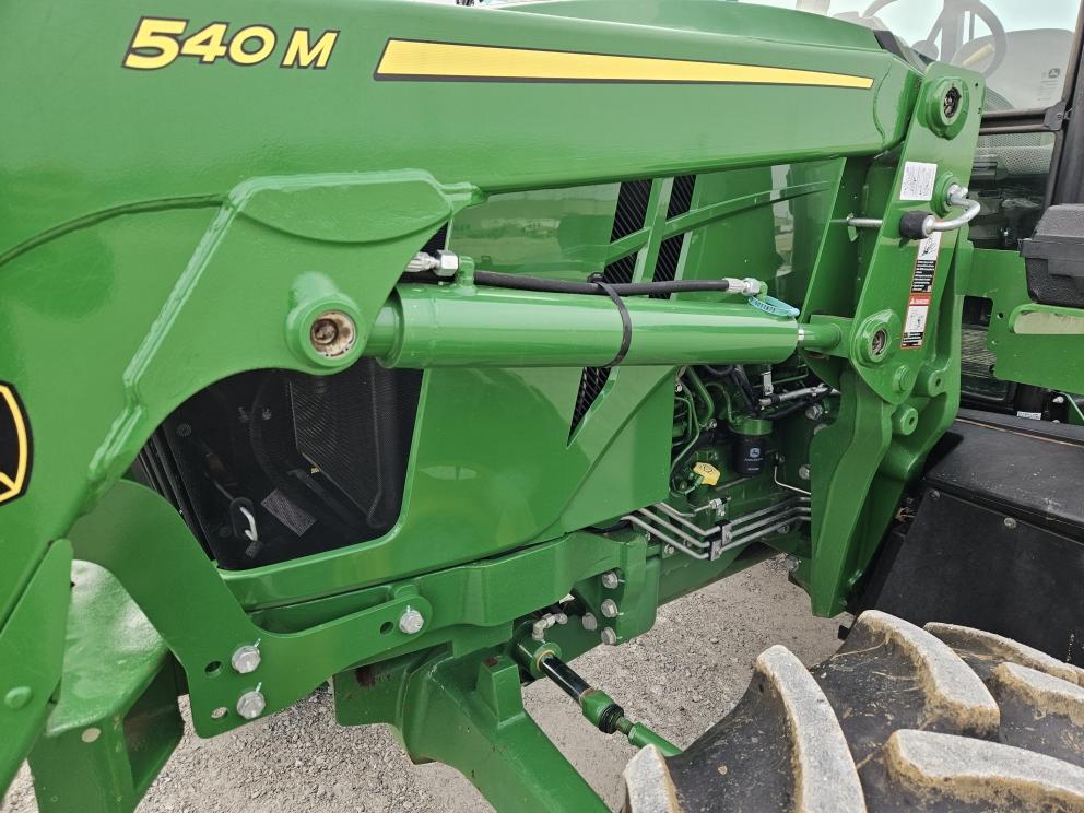 Image for 2021 John Deere 6120E