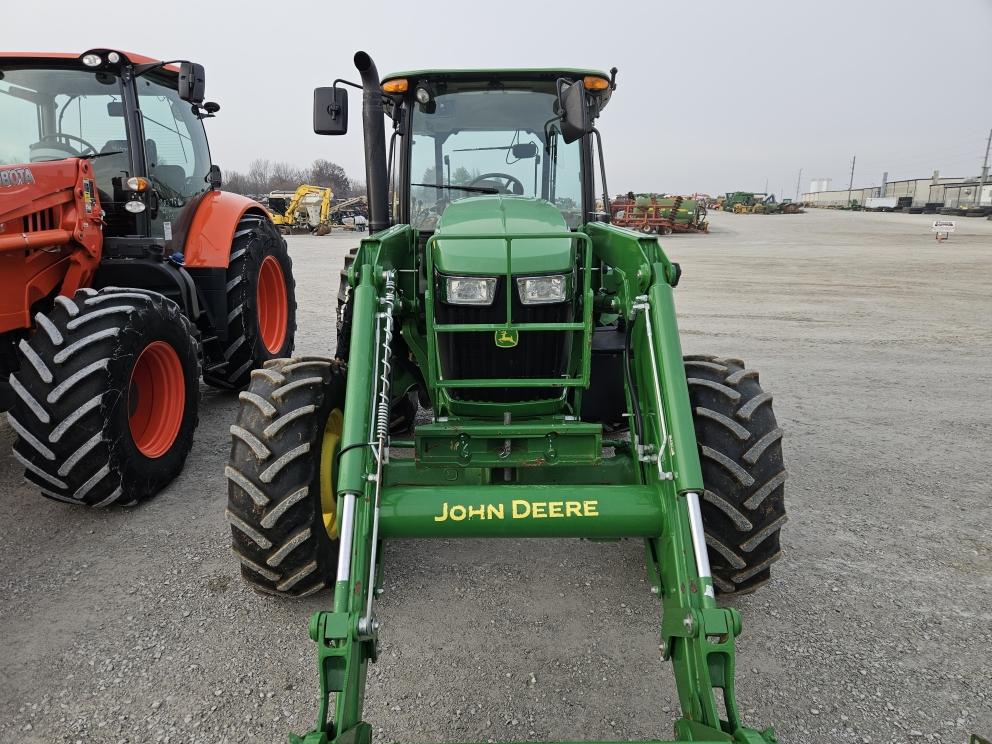 Image for 2021 John Deere 6120E