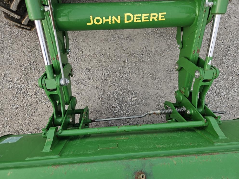 Image for 2021 John Deere 6120E