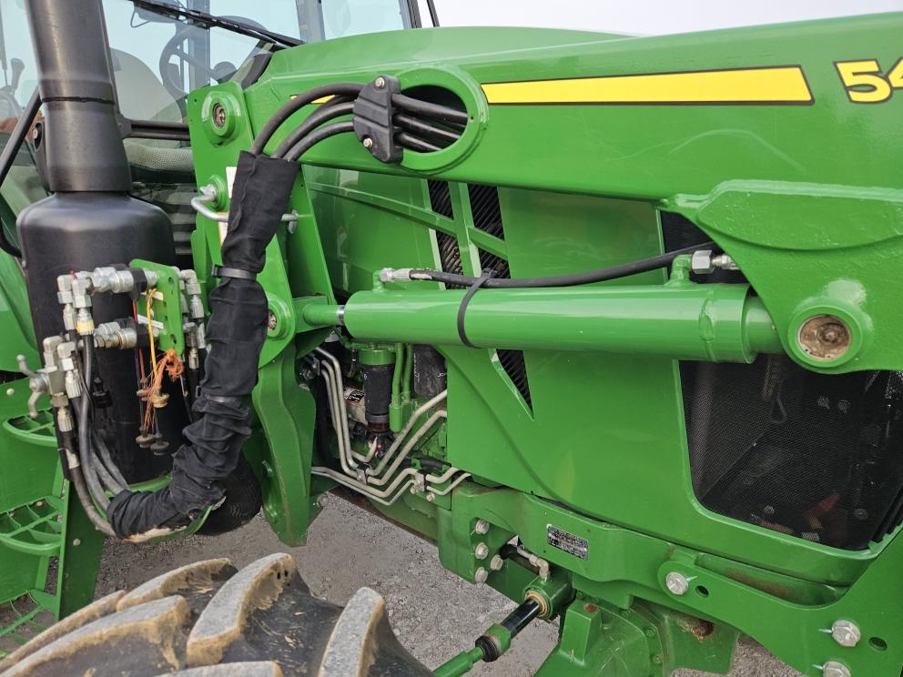 Image for 2021 John Deere 6120E