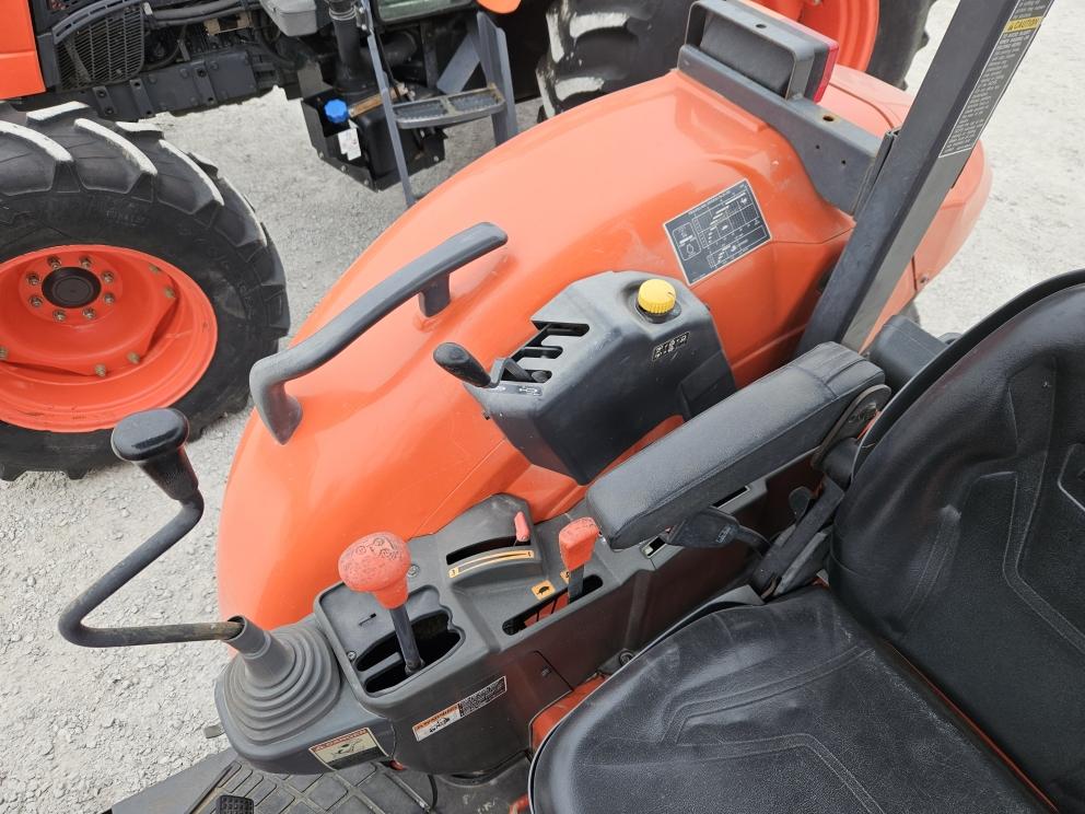 Image for 2013 Kubota M7060